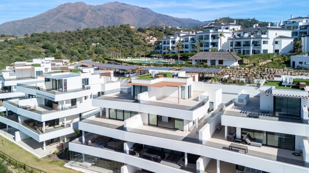 2 Bed Penthouse Duplex for Sale in Estepona – Sea Views & 172 m² Terraces