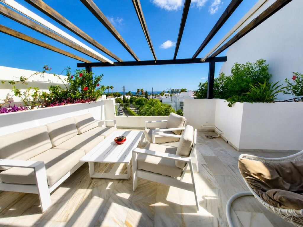 2 Bed Middle Floor Apartment for Sale in Bel Air – South-Facing with Sea Views & Two Terraces