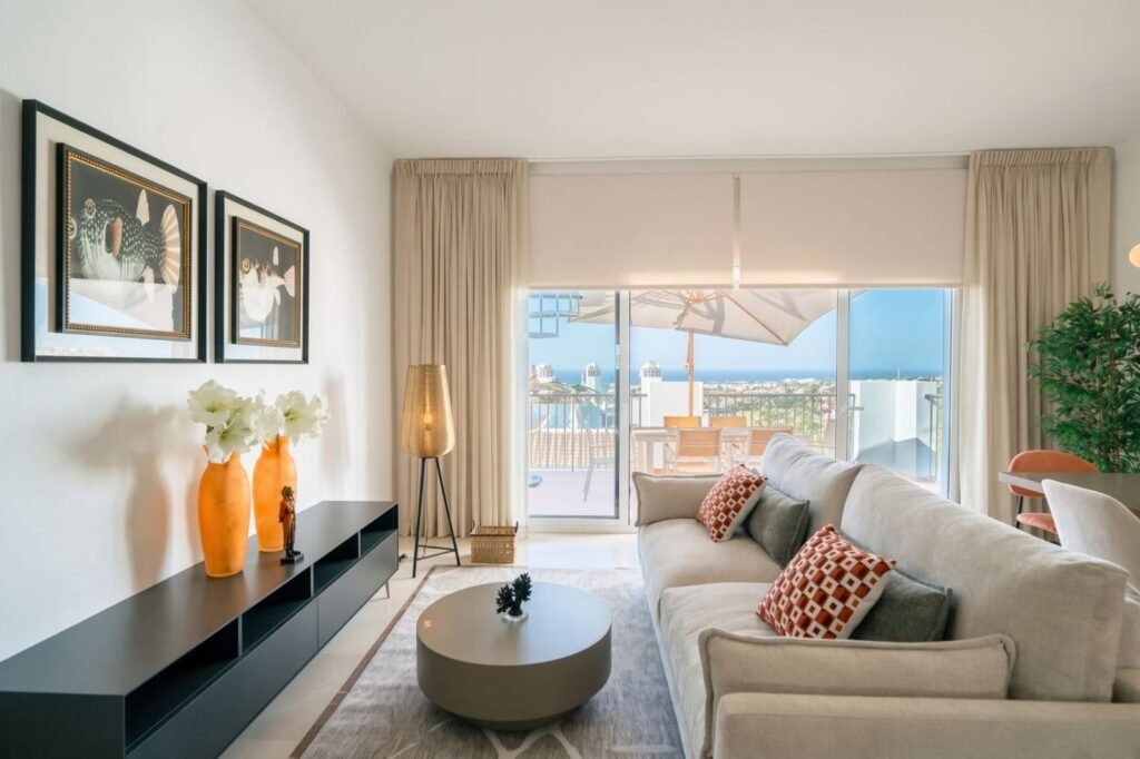2 Bed Penthouse for Sale in El Paraiso – 92 m² Solarium & Panoramic Views