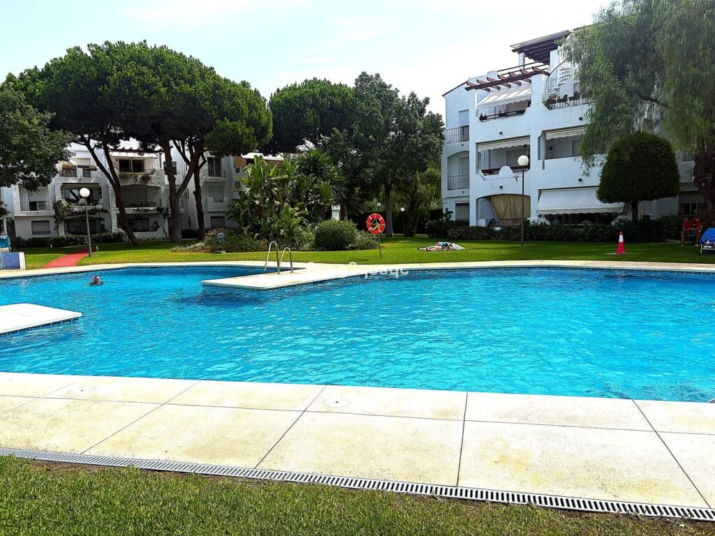 3 Bed Ground Floor Apartment for Sale in Costalita – 150m from Beach