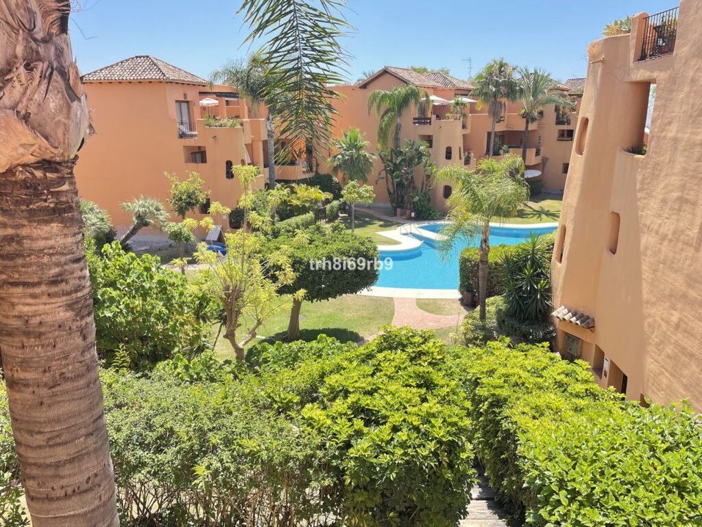 2 Bed Middle Floor Apartment for Sale in Bel Air – South-East Facing with 28 m² Terrace