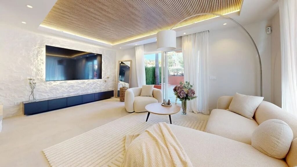 3 Bed Semi-Detached House for Sale in Atalaya – Renovated Home near Puerto Banús