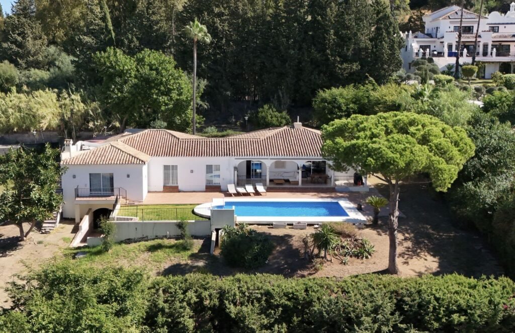 4 Bed Detached Villa for Sale in El Paraiso – Golf Views & Expansion Potential
