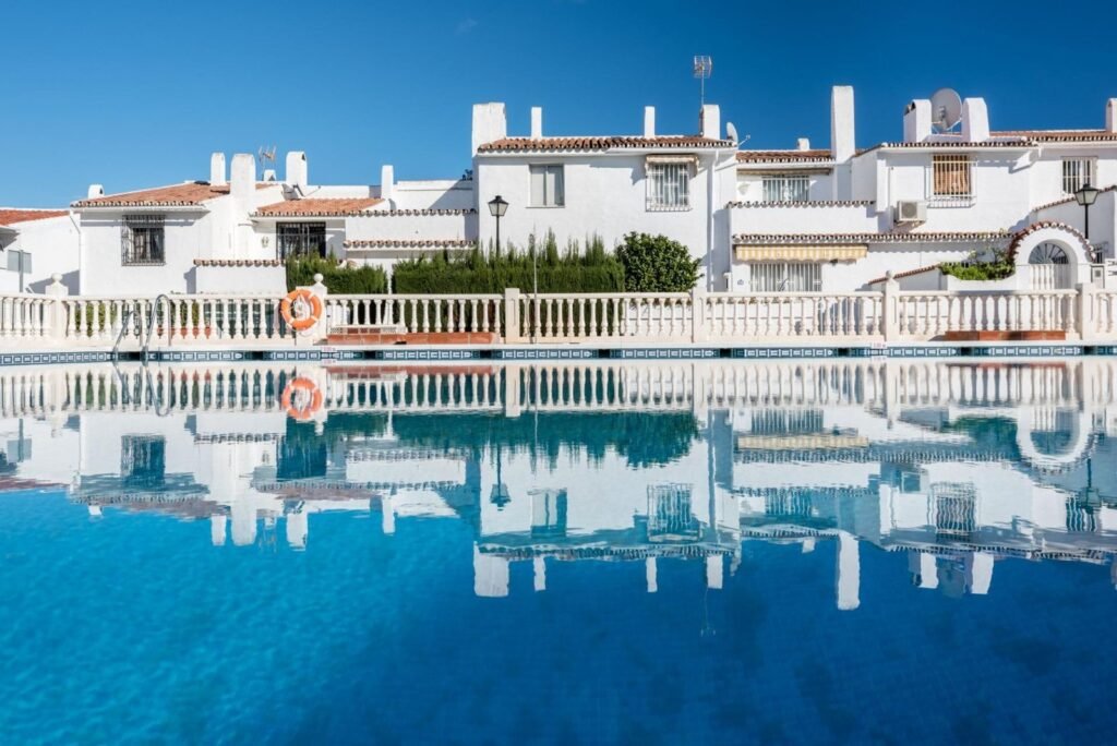 3 Bed Townhouse for Sale in Estepona – Renovation Project with Pools