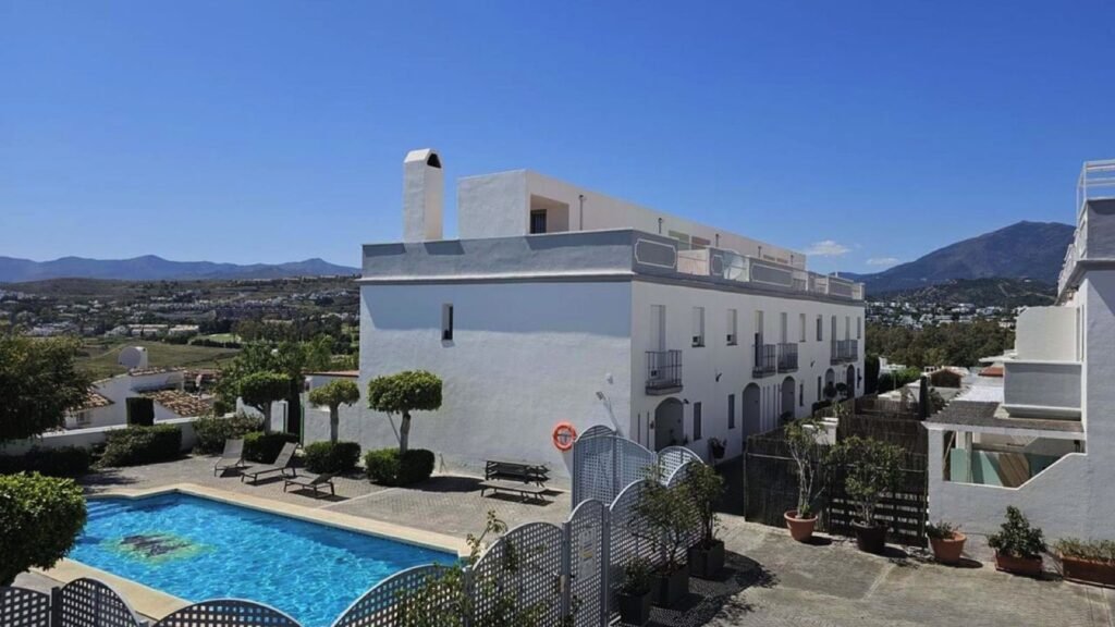 3 Bed Townhouse for Sale in Atalaya – Rooftop Terrace with Sea Views