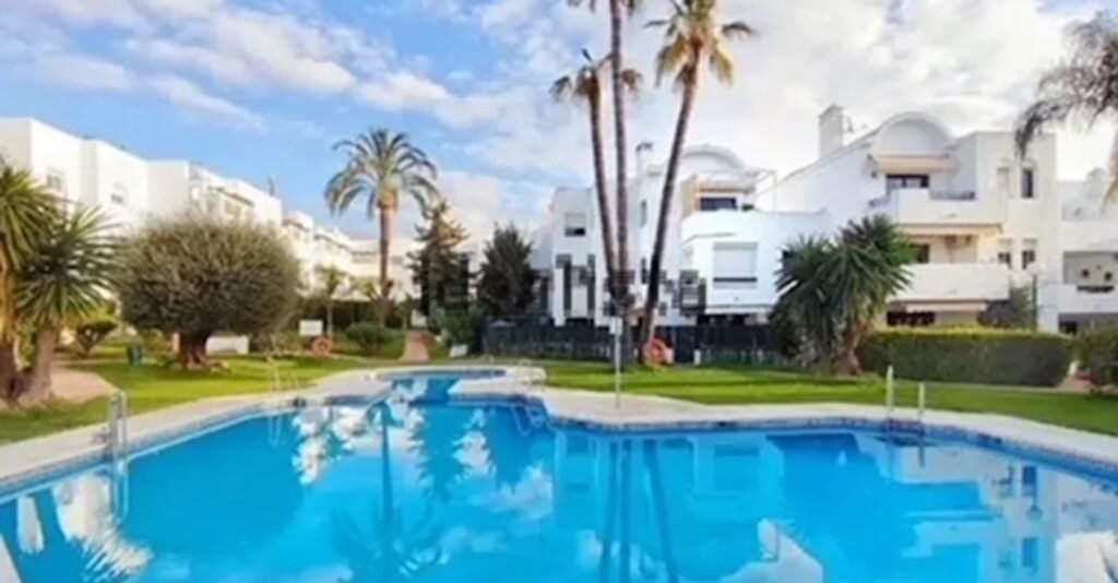 2 Bed Ground Floor Apartment for Sale in Estepona – Private Pool & Garden
