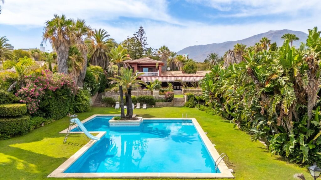 9 Bed Detached Villa for Sale in Estepona – Frontline Beach Estate