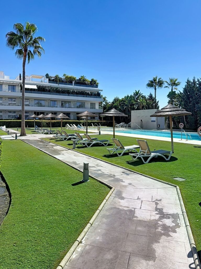 3 Bed Ground Floor Apartment for Sale in Bel Air – Corner Home with Garden & Terrace