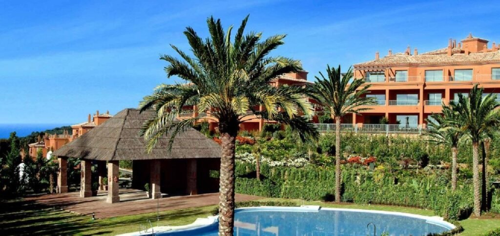 2 Bed Middle Floor Apartment for Sale in Atalaya – 28m² Terrace