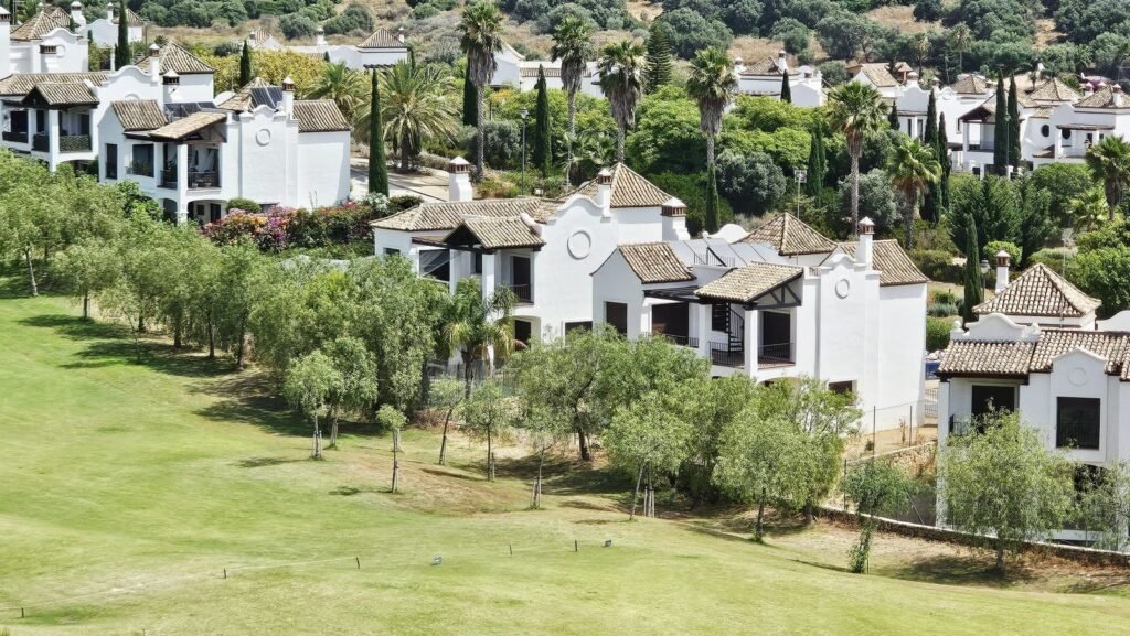 3 Bed Detached Villa for Sale in Estepona – Azata Golf with Private Pool