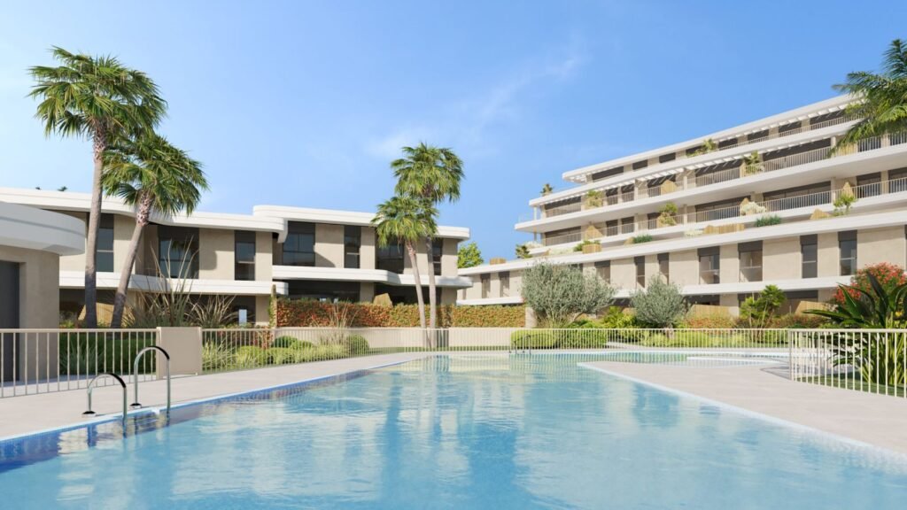 2 Bed Ground Floor Apartment for Sale in Cancelada – Pool & Club House Access