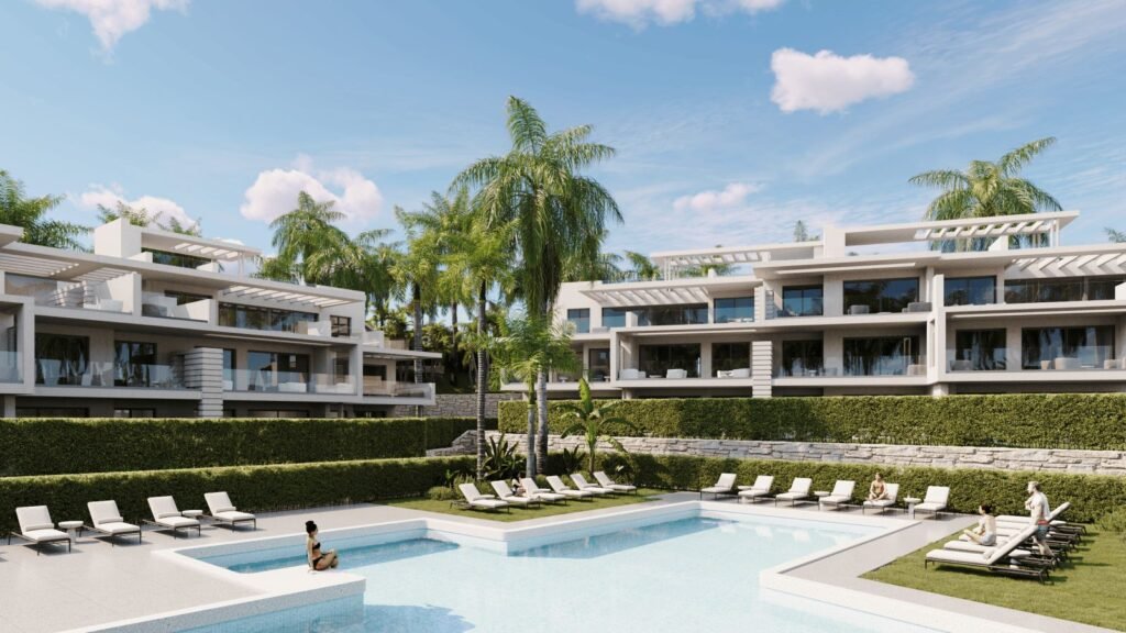 2 Bed Ground Floor Apartment for Sale in Estepona – Golf Setting & Sea Views