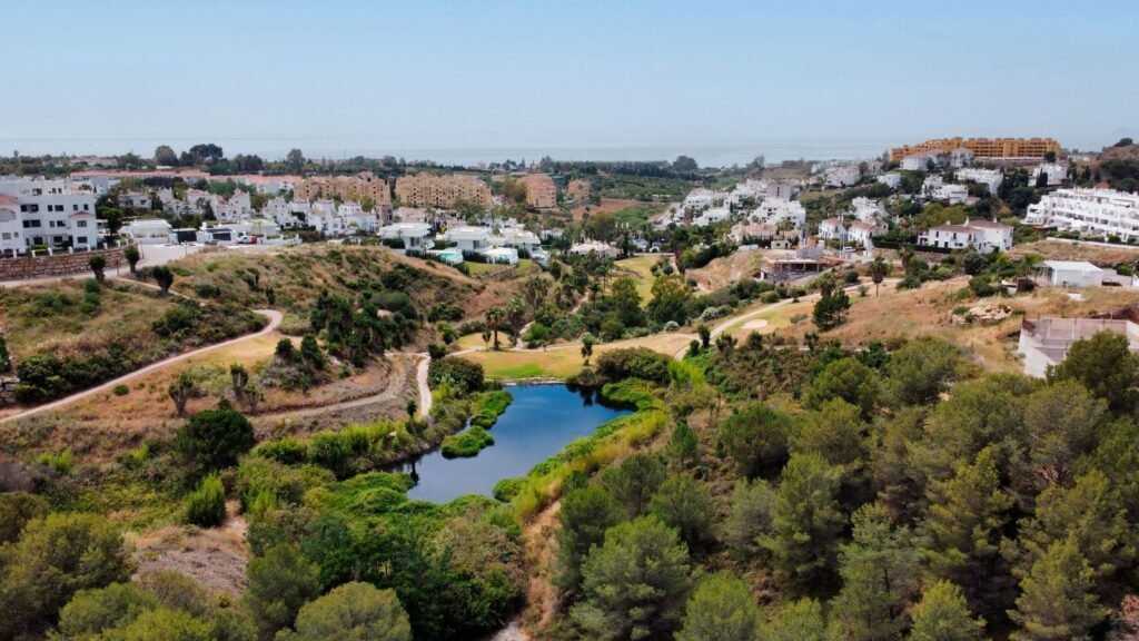 Residential Plot for Sale in Selwo – La Resina Golf Front Line