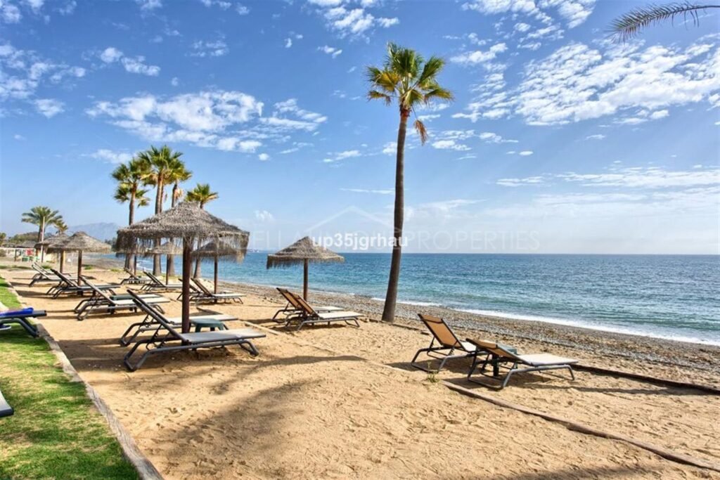 7 Bed Apartment Complex for Sale in Estepona – Beachfront Building with Tourist Licence
