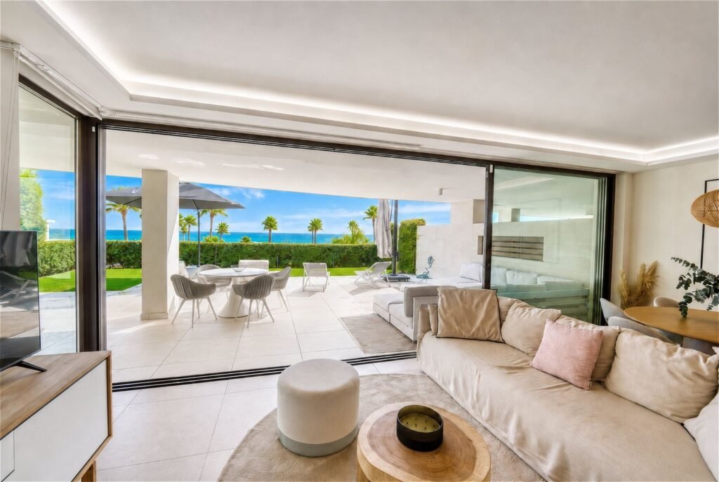 3 Bed Ground Floor Apartment for Sale in Estepona – Frontline Garden Retreat