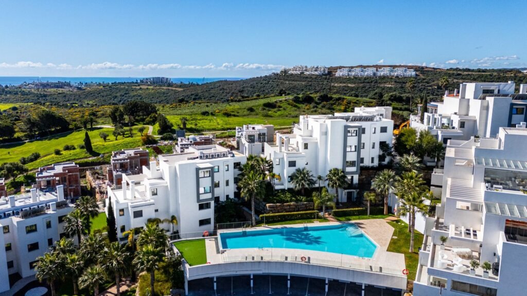2 Bed Penthouse Duplex for Sale in Estepona – Rooftop Terrace Near Golf