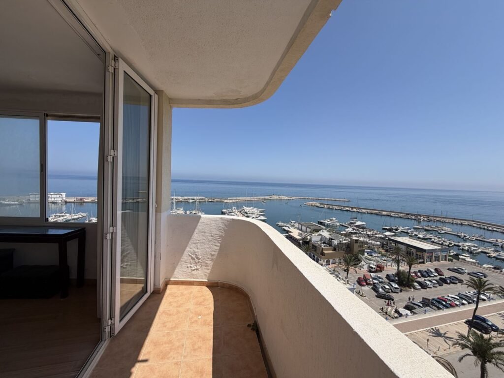 2 Bed Middle Floor Apartment for Sale in Estepona – 7th-Floor Port & Sea Views
