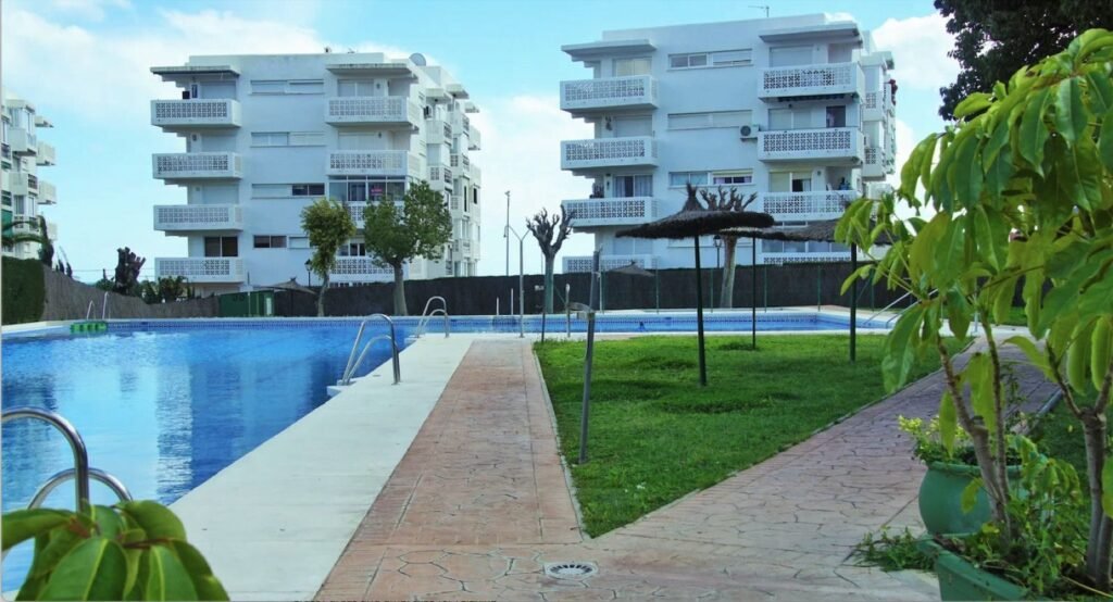 3 Bed Middle Floor Apartment for Sale in New Golden Mile – Sea Views & Terrace