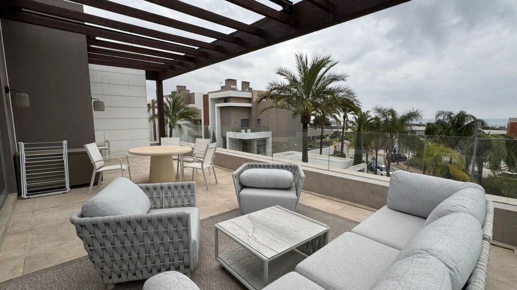 2 Bed Penthouse for Sale in Cancelada – Sea Views & Private Terrace