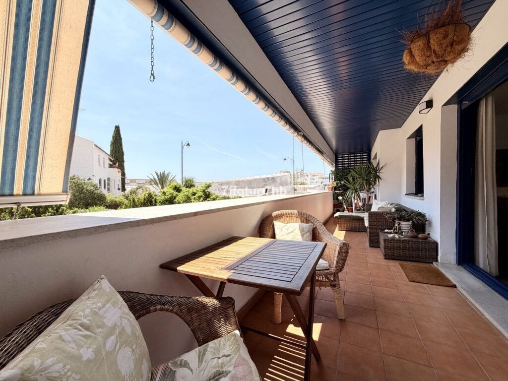 3 Bed Ground Floor Apartment for Sale in Estepona – Refurbished Near Marina