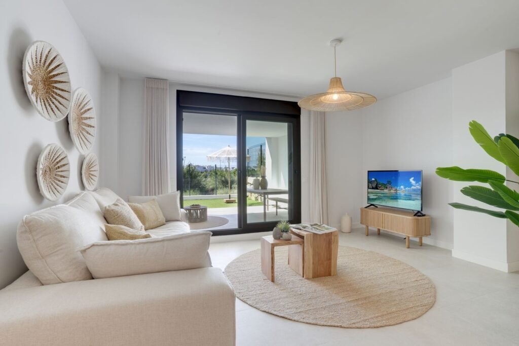 3 Bed Ground Floor Apartment for Sale in Estepona – Turnkey Home with Garden