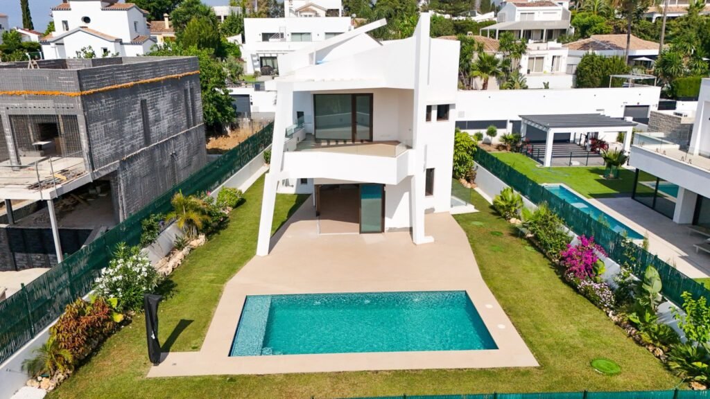 4 Bed Detached Villa for Sale in Estepona – Smart Eco Villa