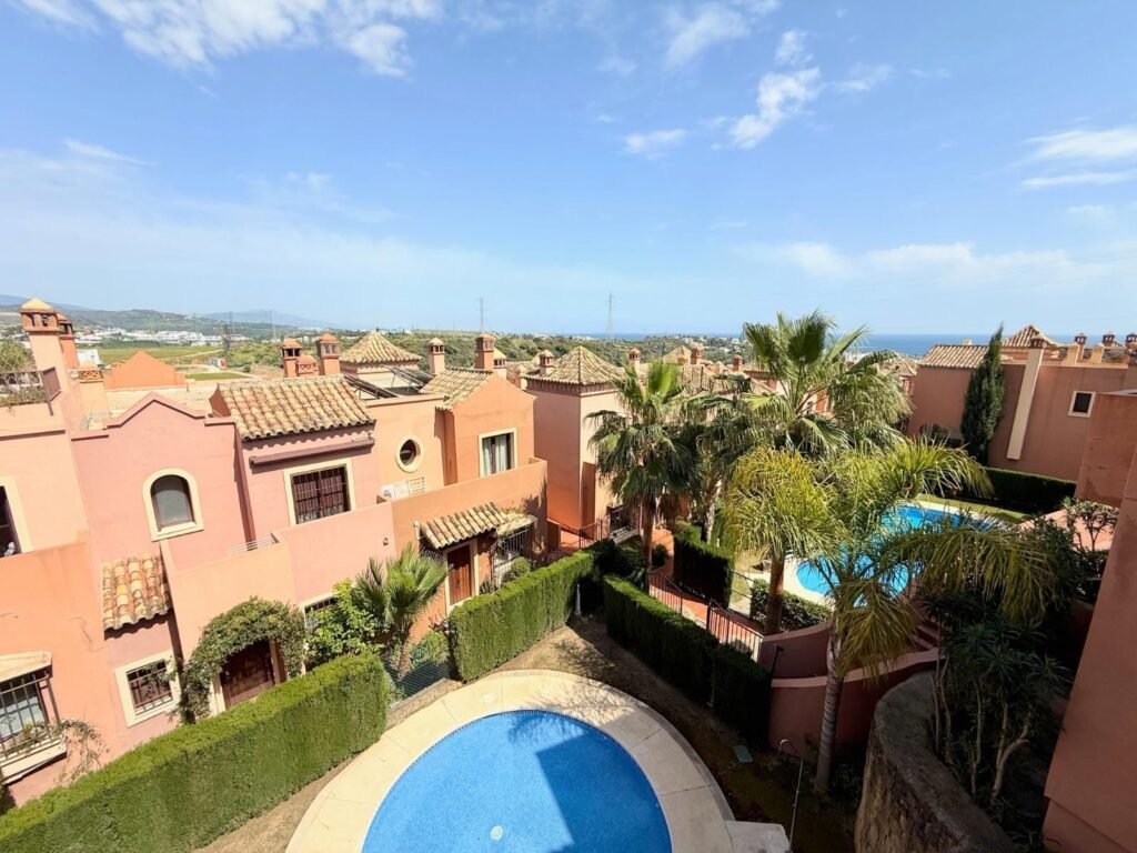 3 Bed Townhouse for Sale in Estepona – Tourist Licence & Pools