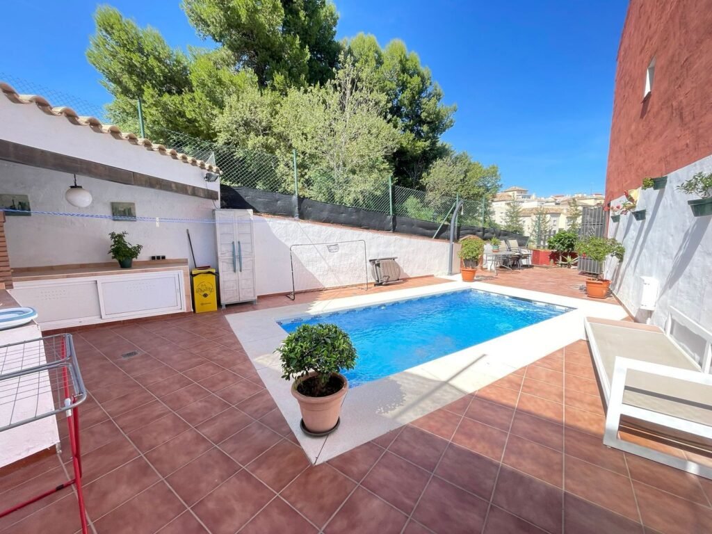 3 Bed Townhouse for Sale in Estepona – Corner Home with Private Pool