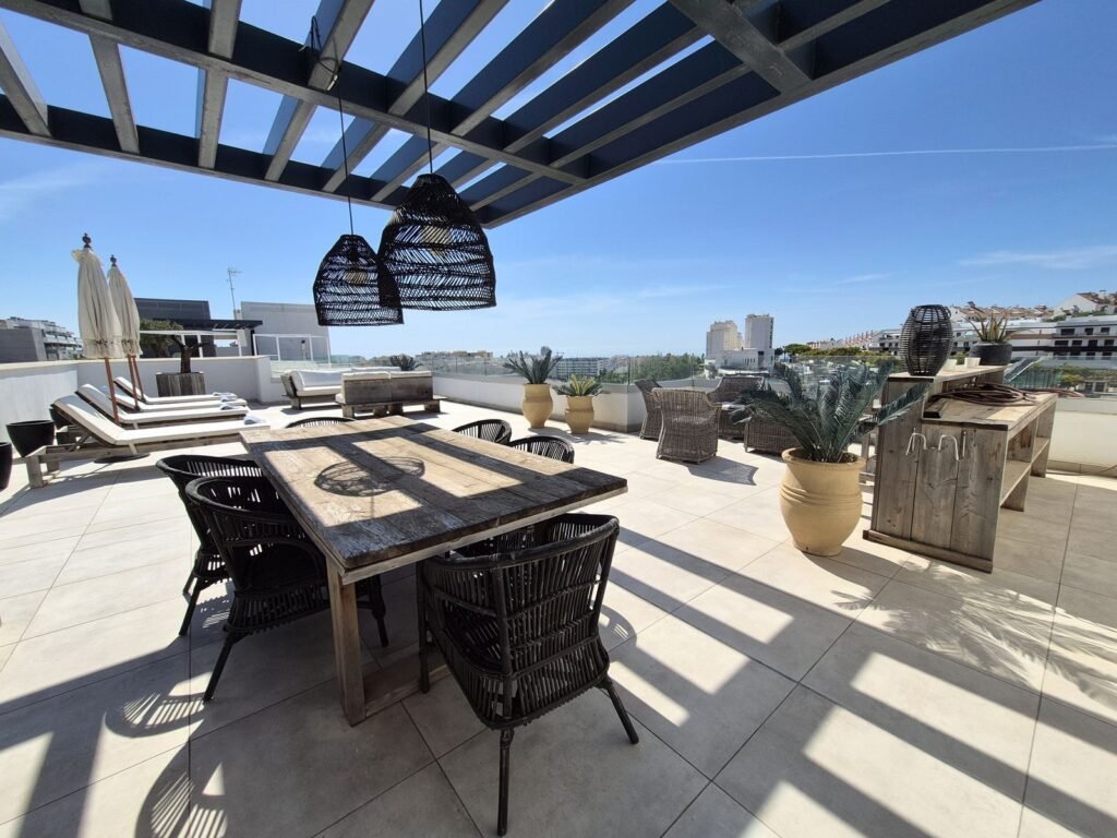 3 Bed Penthouse Duplex for Sale in Estepona – Private Solarium & Sea Views