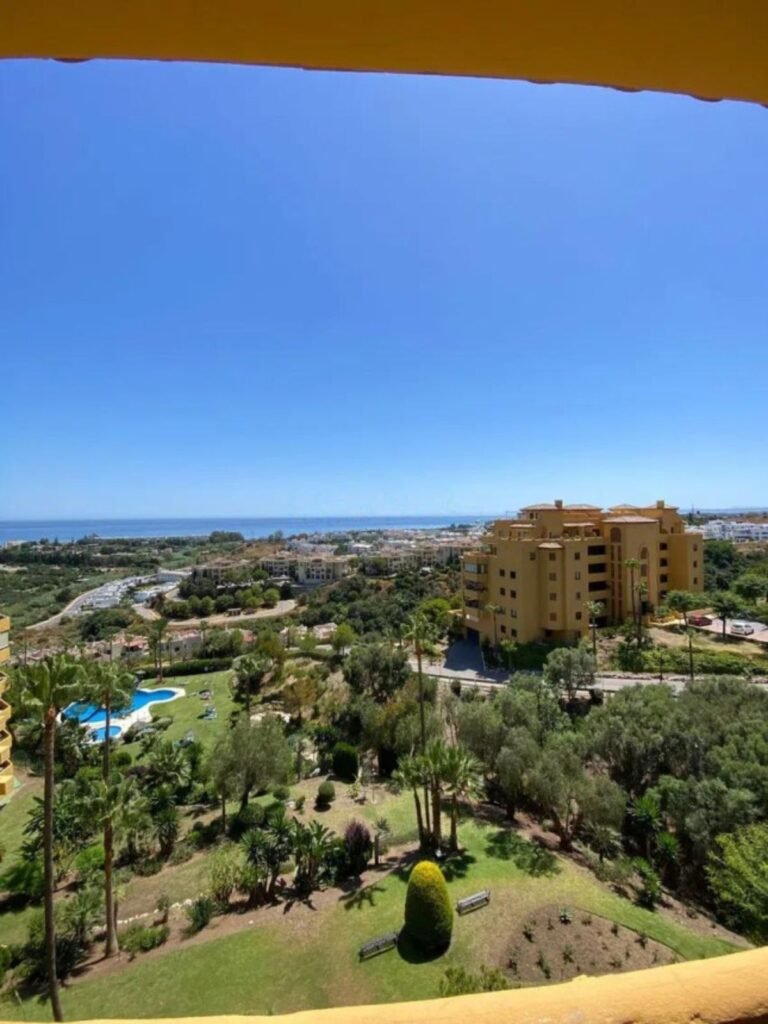 4 Bed Penthouse Duplex for Sale in Estepona – Sea Views & 100 m² Terrace