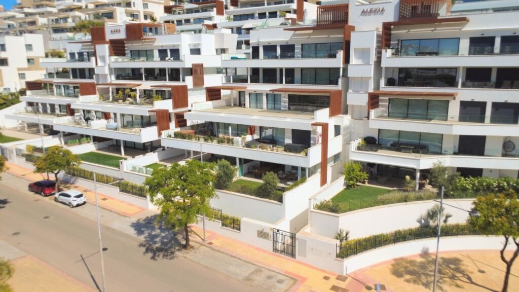 2 Bed Ground Floor Apartment for Sale in Estepona – Furnished Garden Home