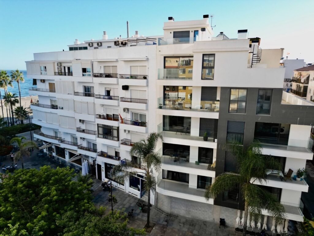 2 Bed Middle Floor Apartment for Sale in Estepona – First-Line Smart Home