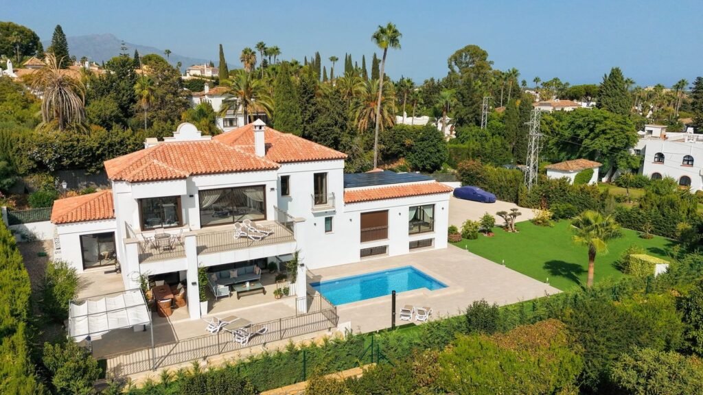 5 Bed Detached Villa for Sale in Estepona – Brand-New Mediterranean Design