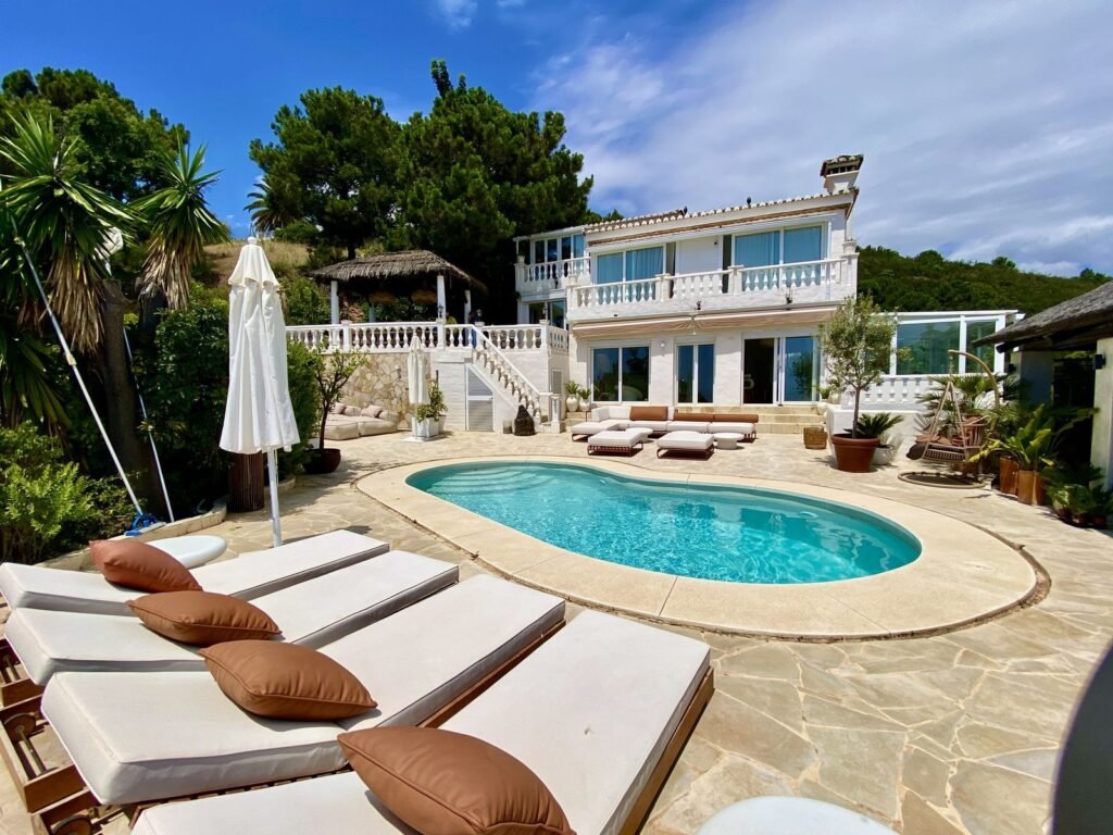 4 Bed Detached Villa for Sale in El Padron – Private Pool, Sea & Mountain Views