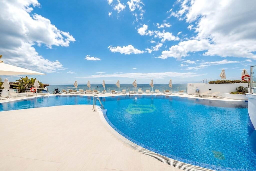 2 Bed Middle Floor Apartment for Sale in New Golden Mile – Refurbished Home with Sea Views