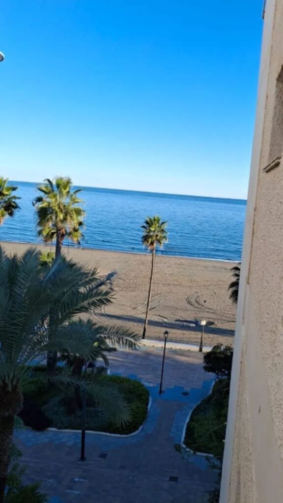 1 Bed Middle Floor Apartment for Sale in Estepona – Sea Views by Promenade