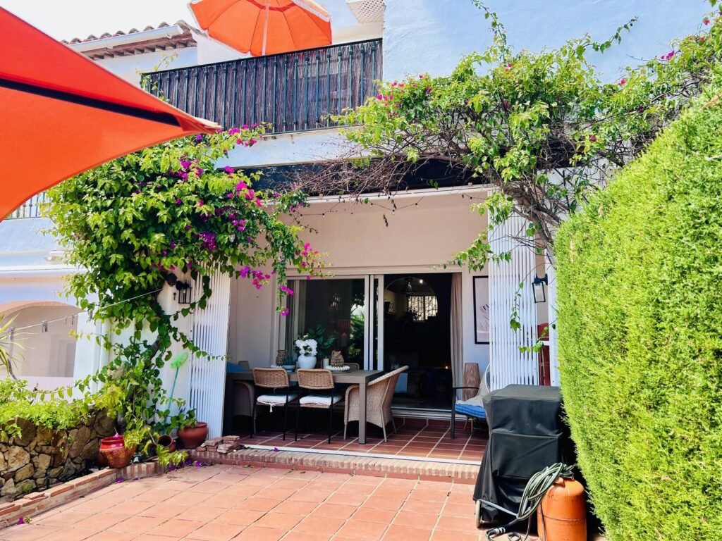 3 Bed Townhouse for Sale in El Paraiso – Renovated with Private Sun Terrace