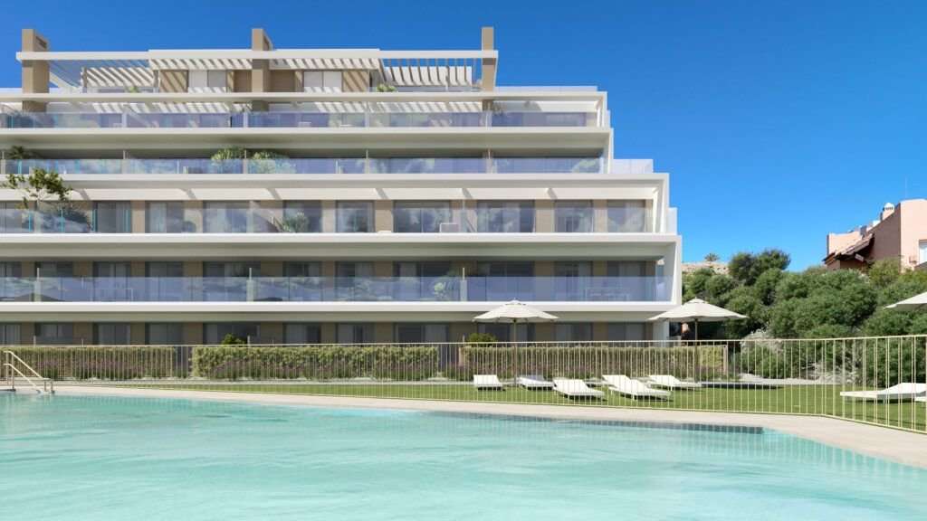 2 Bed Middle Floor Apartment for Sale in Cancelada – Pool, Gym & Mountain Views