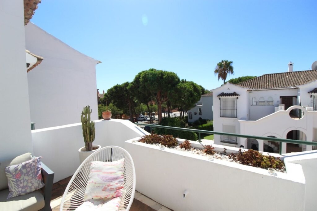 2 Bed Penthouse for Sale in El Presidente – Dual Terraces & Resort Amenities