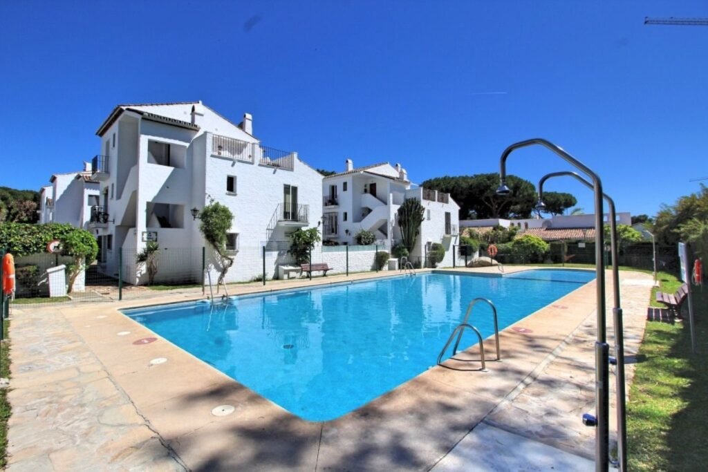 1 Bed Ground Floor Apartment for Sale in Benamara – Patio & Tourist Licence