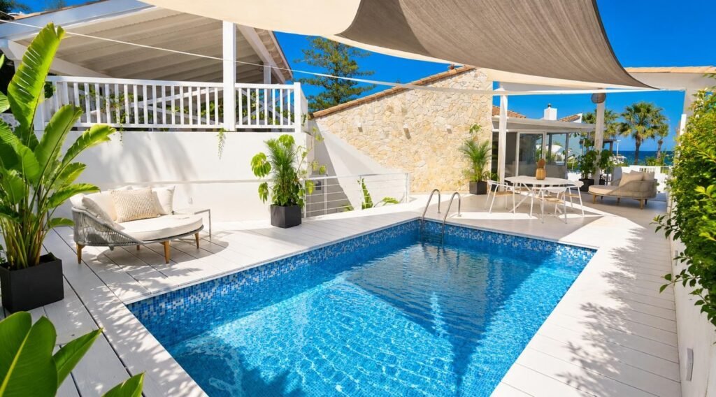 3 Bed Detached Villa for Sale in Estepona – Beachfront Home with Private Pool