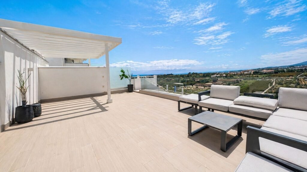 2 Bed Penthouse Duplex for Sale in Cancelada – Private Solarium & Panoramic Views