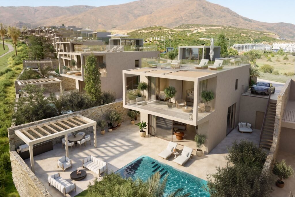 3 Bed Detached Villa for Sale in Estepona – Contemporary Sea-View Setting