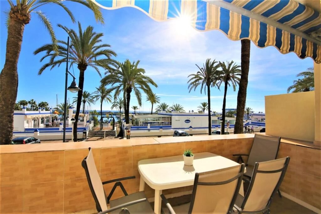 2 Bed Middle Floor Apartment for Sale in Estepona – Waterfront Marina Setting