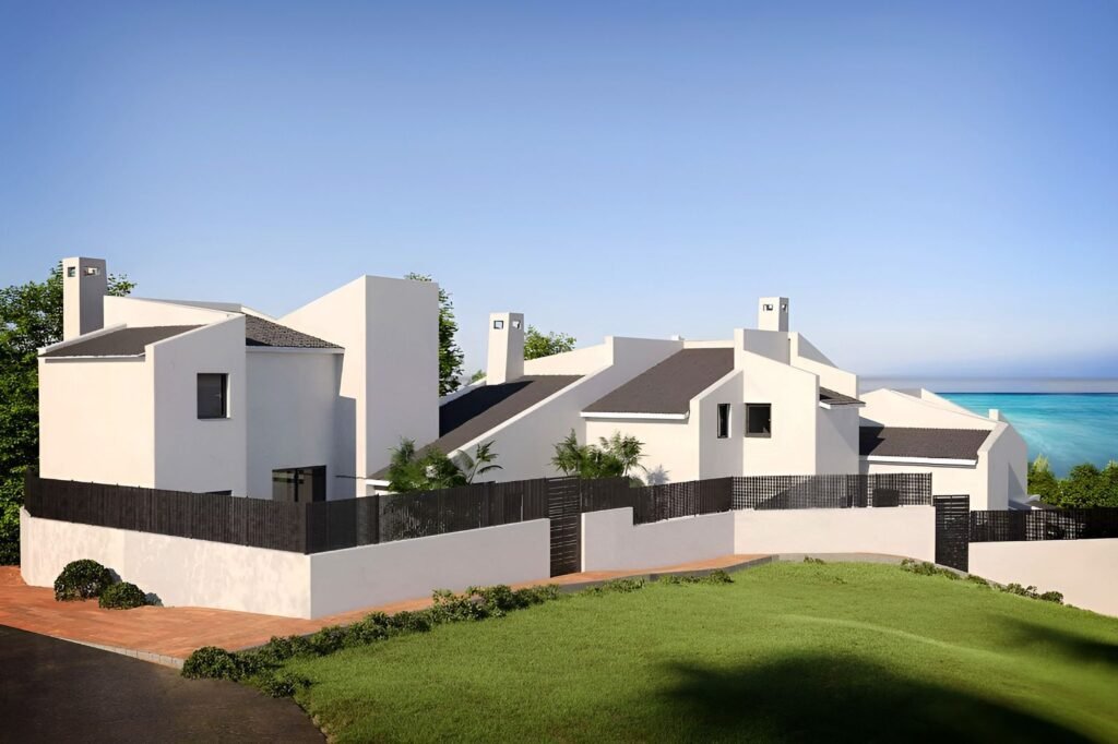 2 Bed Townhouse for Sale in Estepona – Semi-Detached with Sea Views