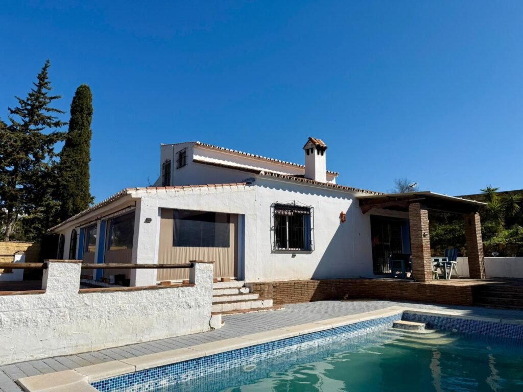 3 Bed Detached Villa for Sale in Valle Romano – Saltwater Pool & Golf Views