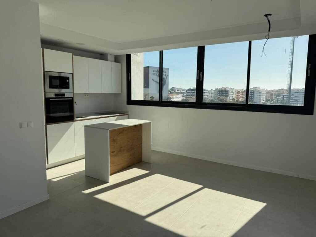 2 Bed Penthouse for Sale in Estepona – New Development with Panoramic Views