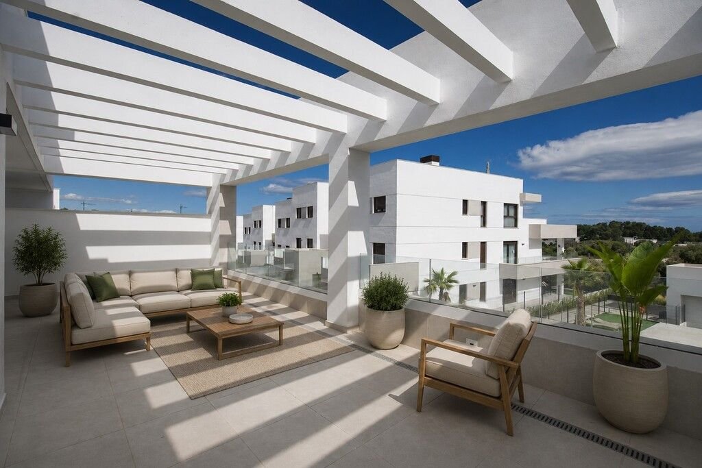2 Bed Middle Floor Apartment for Sale in Estepona – Brand-New Home with Open Views