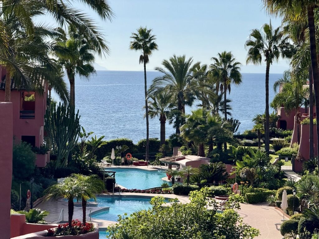 3 Bed Middle Floor Apartment for Sale in Estepona – Beachfront with 2 Parking Spaces