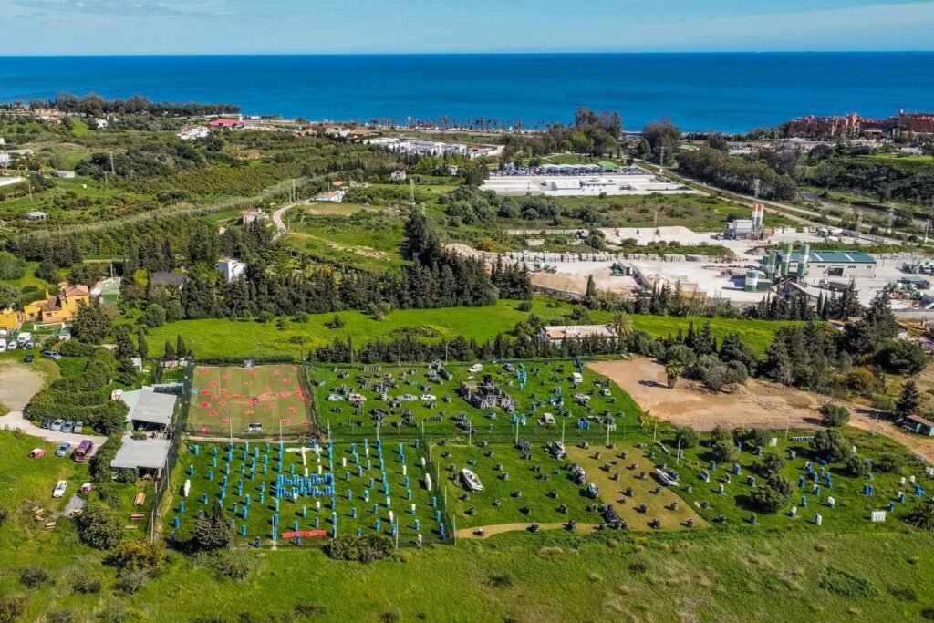 Land for Sale in Estepona – Versatile 24,135 m² Plot Near the Coast